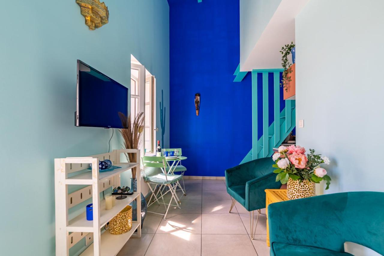 Le Reve Bleu Majorelle - Duplex Sur Les Toits - Une Nuit A Nîmes Zewnętrze zdjęcie